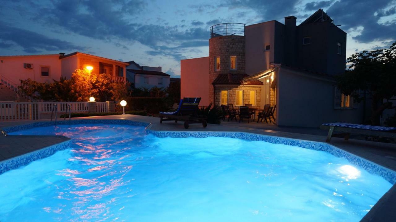 Villa Lulic Vir Exterior foto