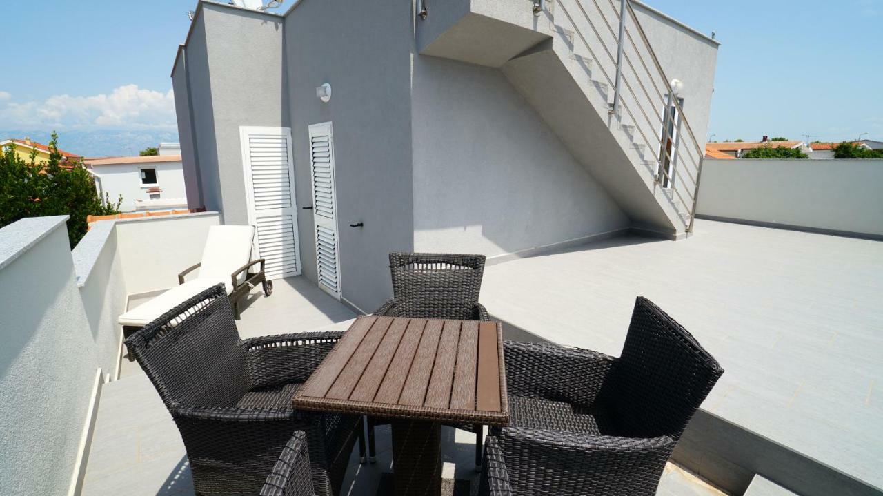 Villa Lulic Vir Exterior foto
